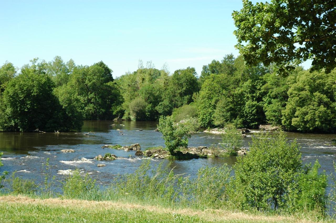 Riverside Moussac-sur-Vienne Buitenkant foto